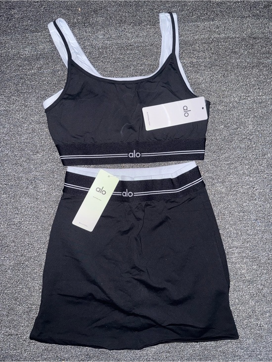 ALO Yoga Other - ALO Yoga Black & White better together Sports Bra and Skirt Set